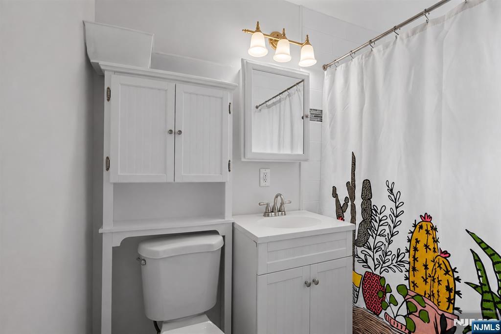 725 Joralemon Street 110 - Photo 4