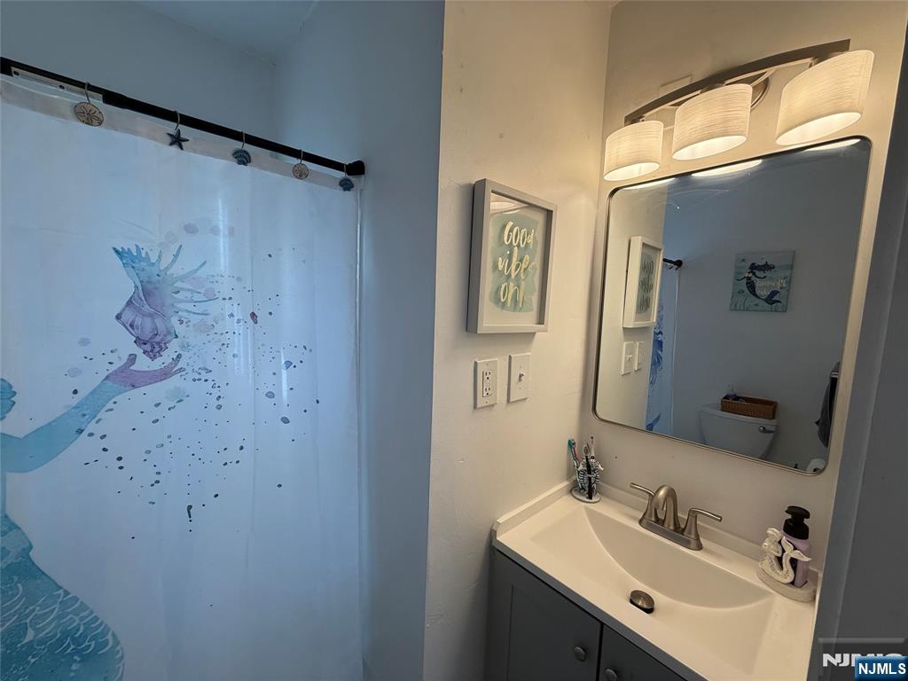 22 Talmage Avenue 2 - Photo 4