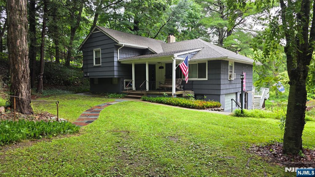 91 Goldfinch Lane - Photo 1