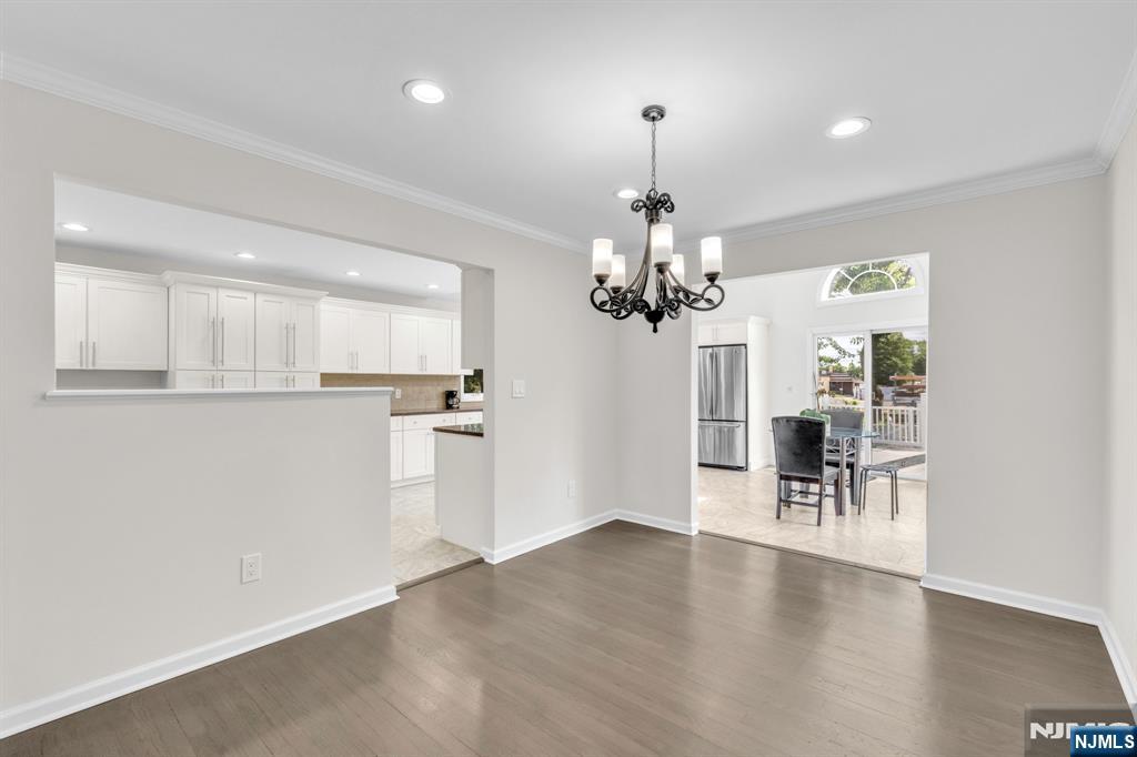 4-25 Boyd Ave, Fair Lawn, NJ 07410