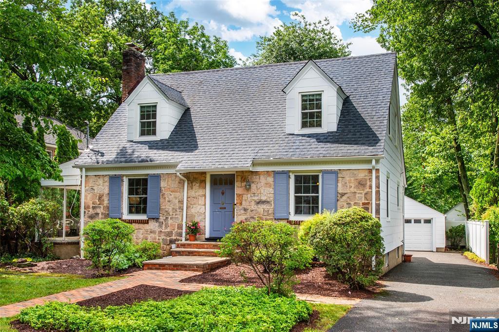 2nd image of 9 Hamilton Ter, Montclair, NJ 07043 | MLS# 26028583