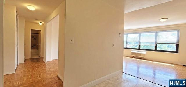 2348 Linwood Avenue 4M - Photo 2