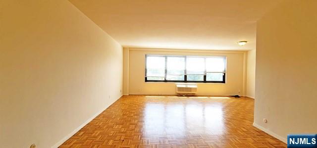2348 Linwood Avenue 4M - Photo 3