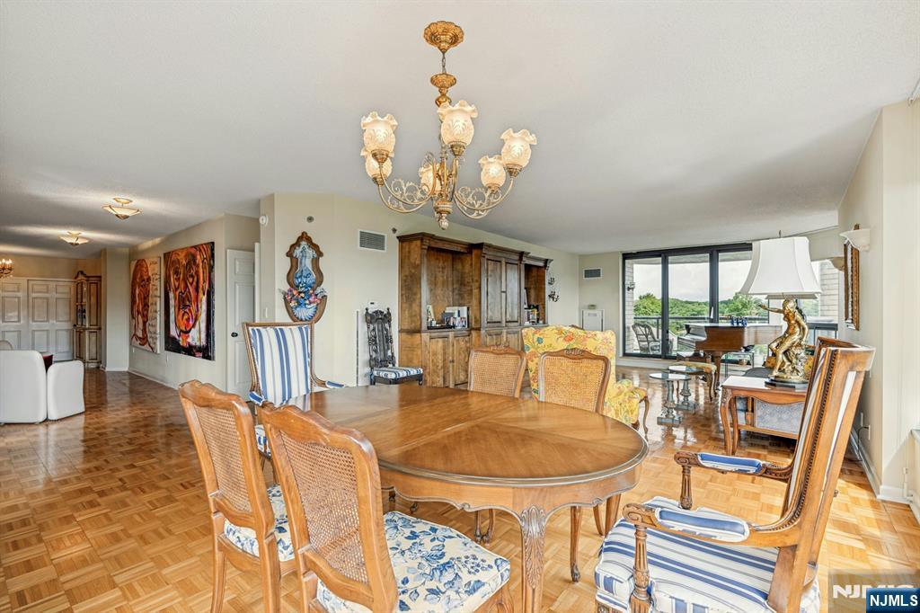 900 Palisade Ave #4F, Fort Lee, NJ 07024