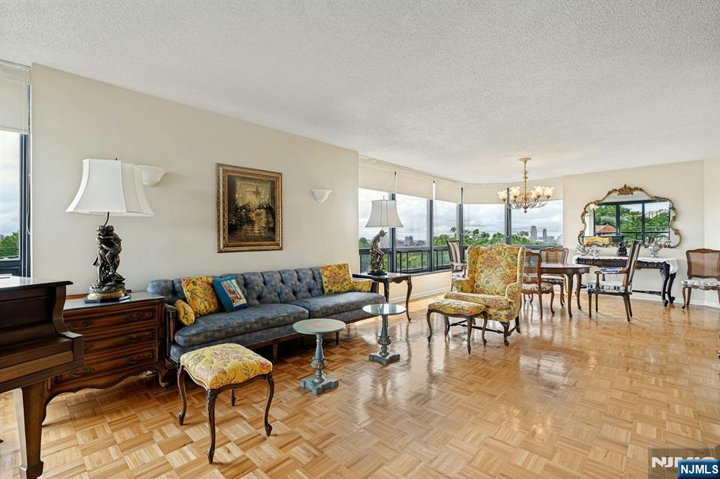 900 Palisade Ave #4F, Fort Lee, NJ 07024