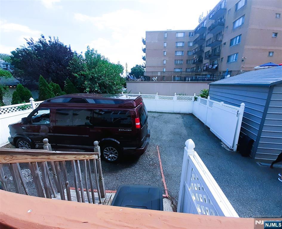 75 PRESTON Street
