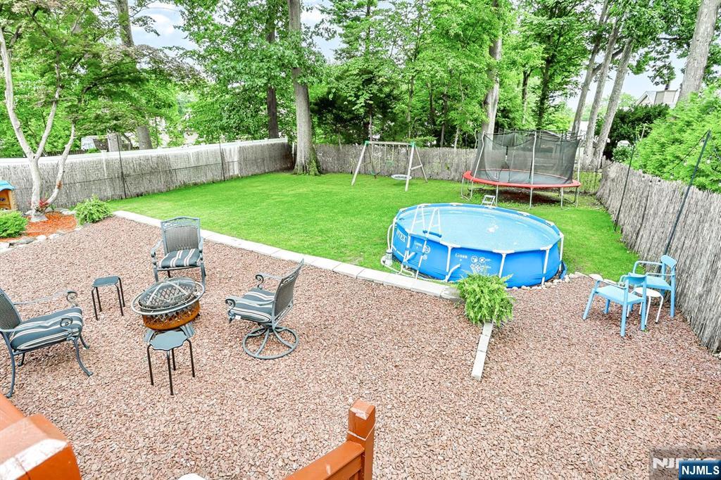 264 Lincoln Boulevard - Photo 3
