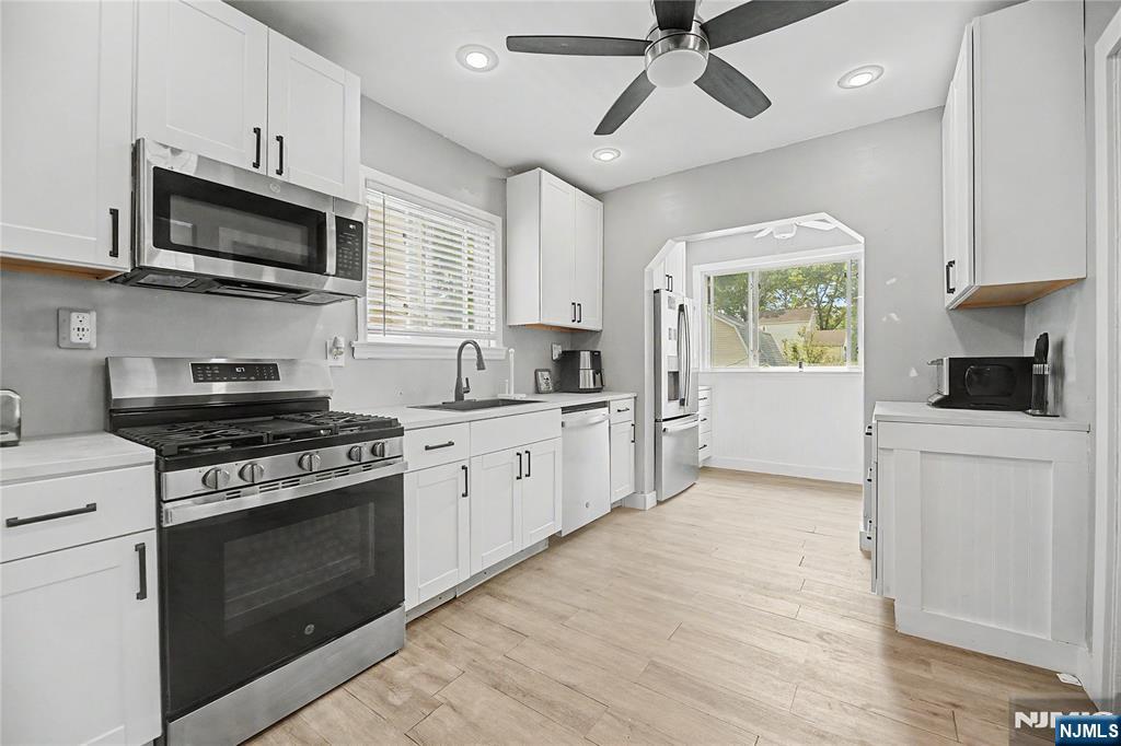 126 Genesee Ave, Teaneck, NJ 07666