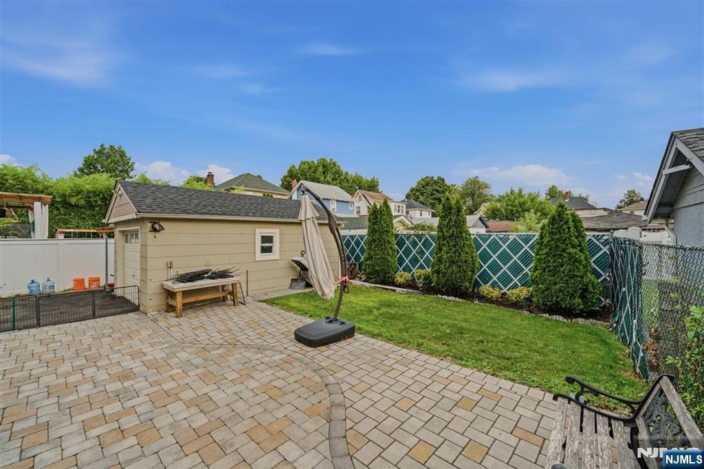 198 Preston St, Ridgefield Park, NJ 07660