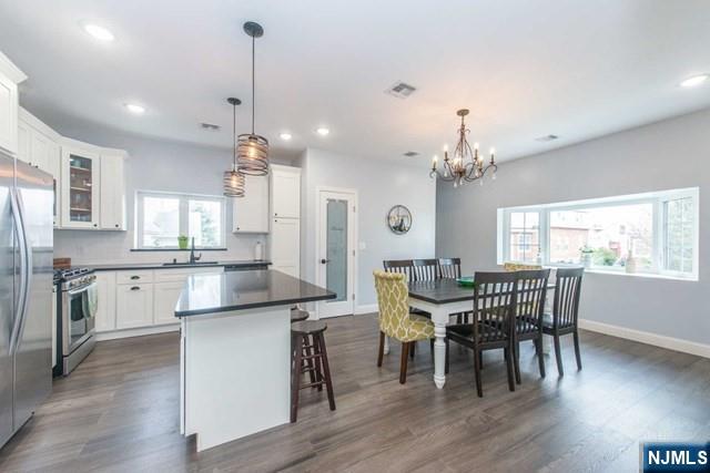 60 Garibaldi Avenue 2 - Photo 2