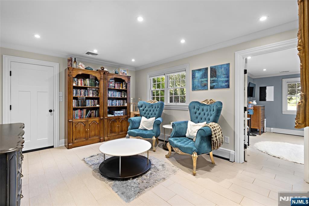 440 Colonial Boulevard