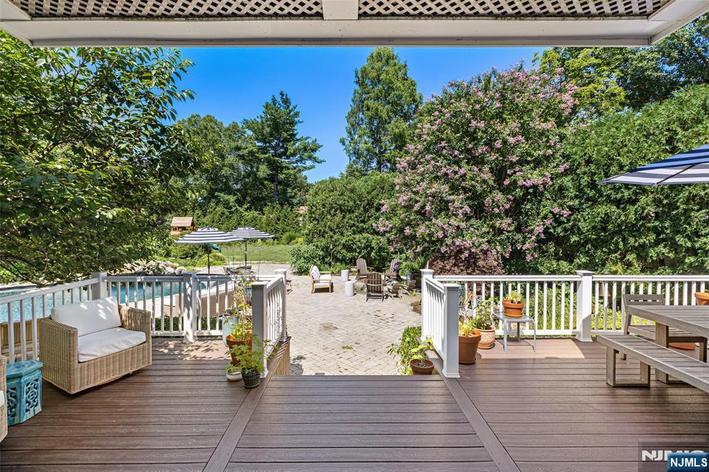 440 Colonial Boulevard