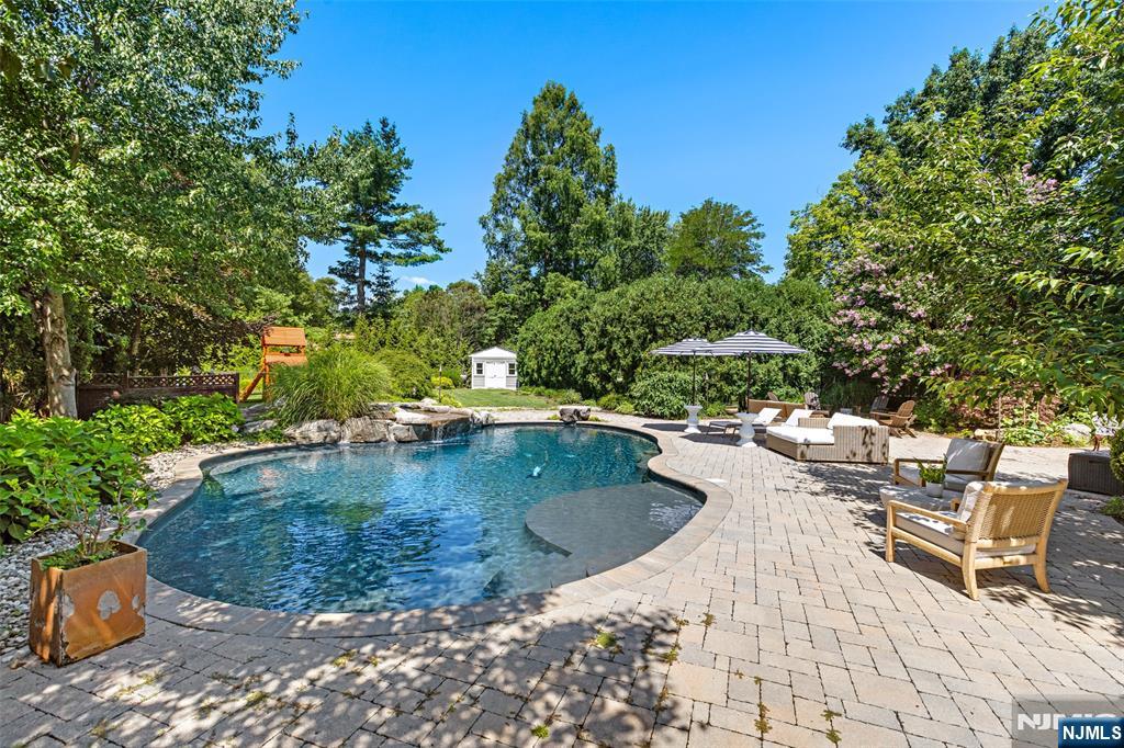 440 Colonial Boulevard