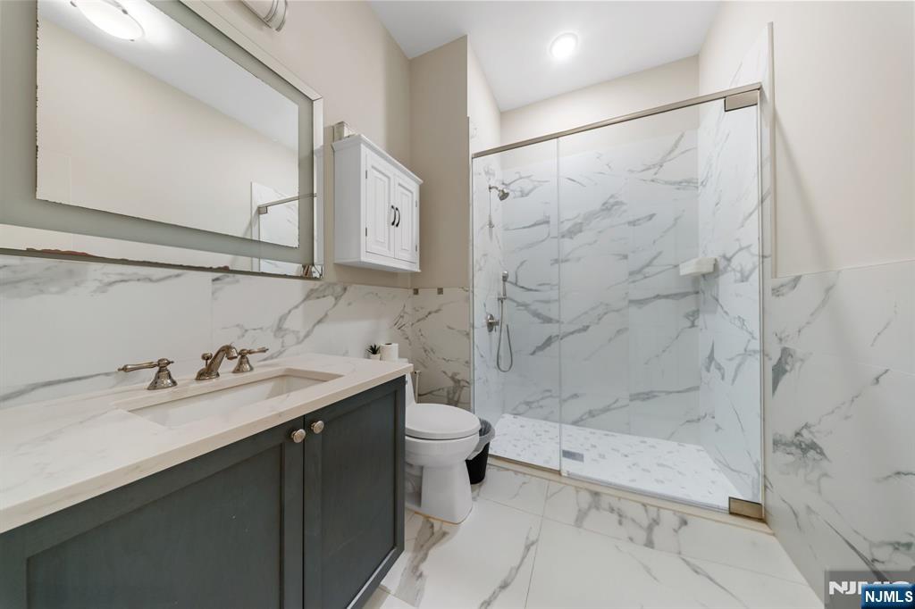 3 Somerset Lane #307