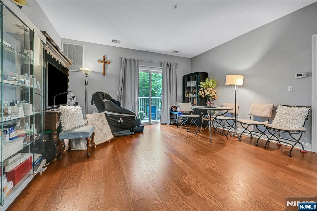2107 Windsor Park Court #107