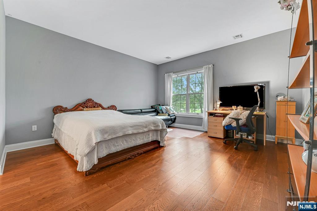 2107 Windsor Park Court #107