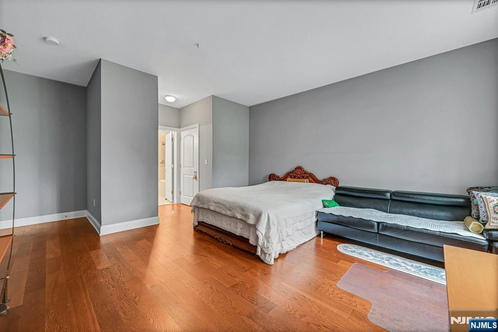 2107 Windsor Park Court #107