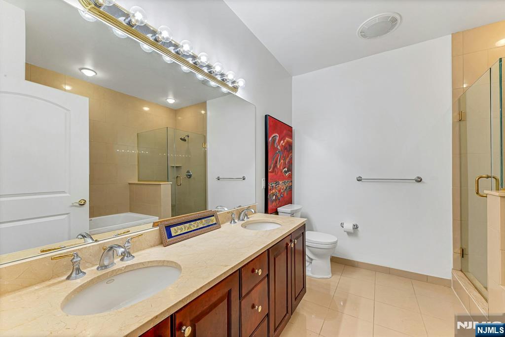 2107 Windsor Park Court #107