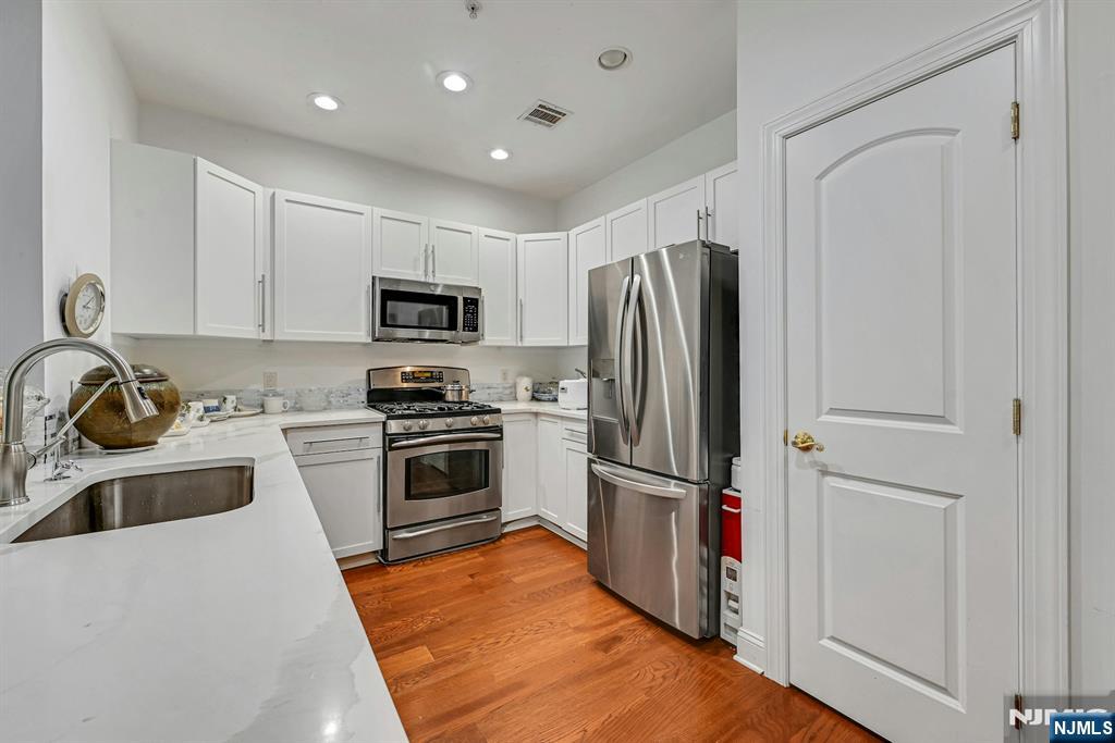 2107 Windsor Park Court #107