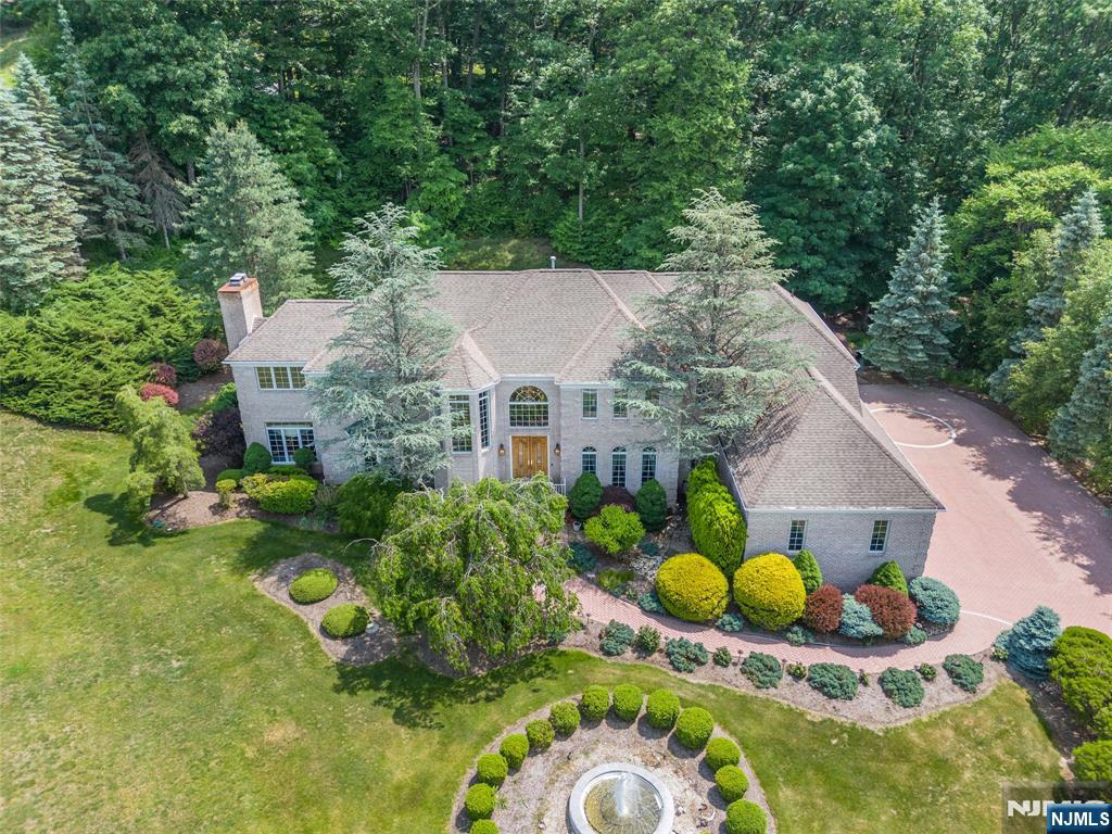1st image of 5 Raine Tree Ct, Kinnelon Borough, NJ 07405 | MLS# 26028701