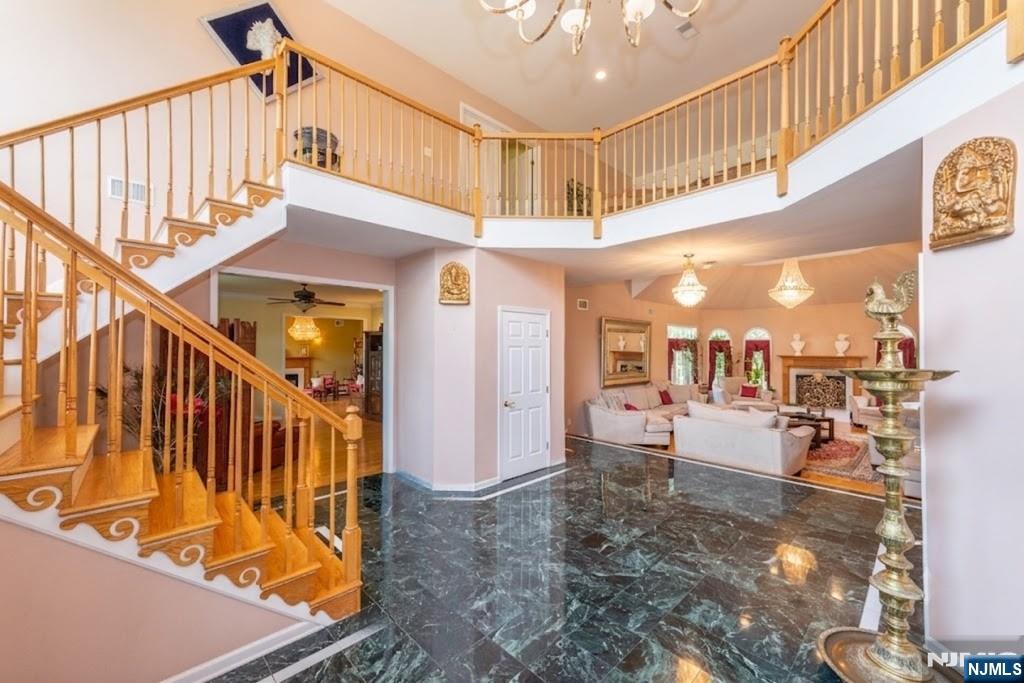 2nd image of 5 Raine Tree Ct, Kinnelon Borough, NJ 07405 | MLS# 26028701