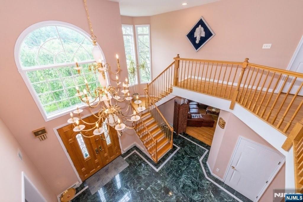 3rd image of 5 Raine Tree Ct, Kinnelon Borough, NJ 07405 | MLS# 26028701