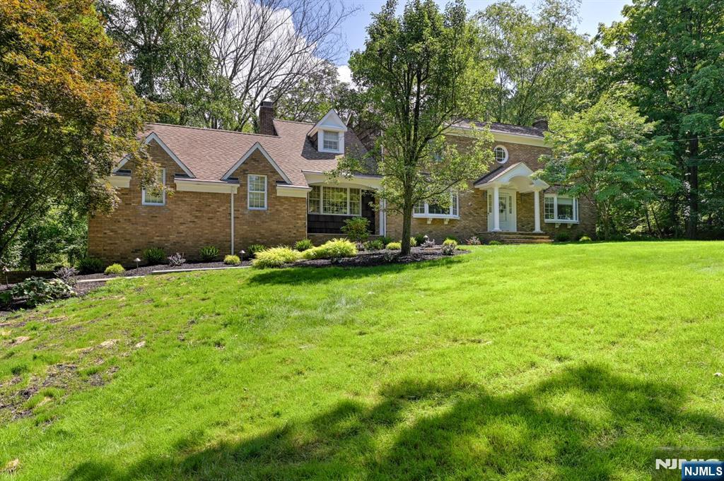 1st image of 30 Cherry Tree Ln, Kinnelon Borough, NJ 07405 | MLS# 26028704
