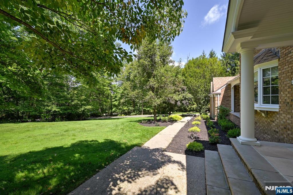 4th image of 30 Cherry Tree Ln, Kinnelon Borough, NJ 07405 | MLS# 26028704