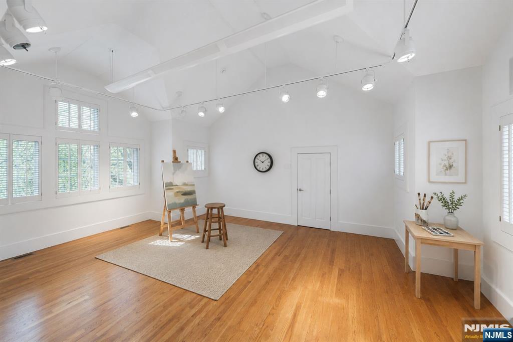 7 Charney Place — photo 21