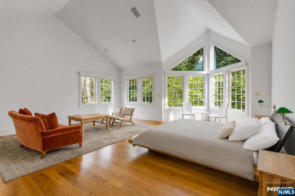 7 Charney Place — photo 25