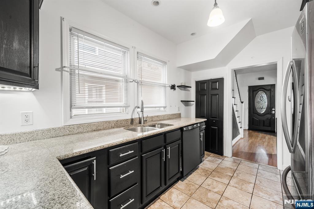 6 Enfield Avenue