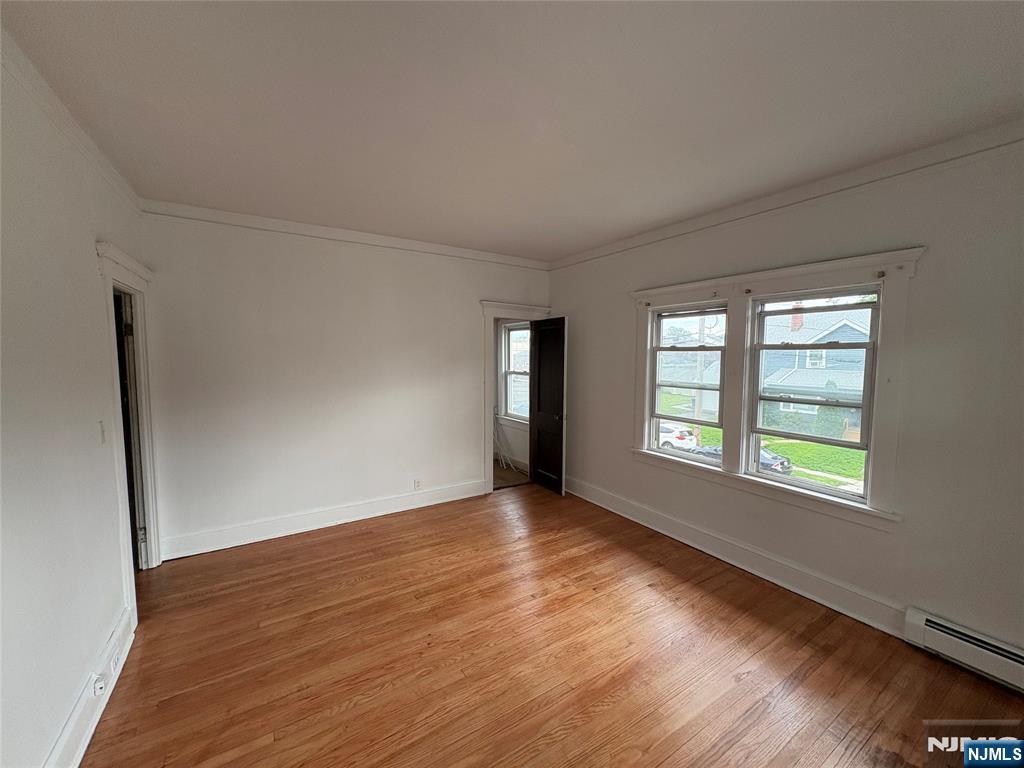 22 Roosevelt 2W - Photo 1