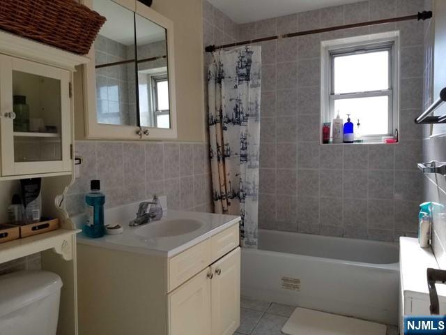 2320 Linwood #1B, Fort Lee, NJ 07024