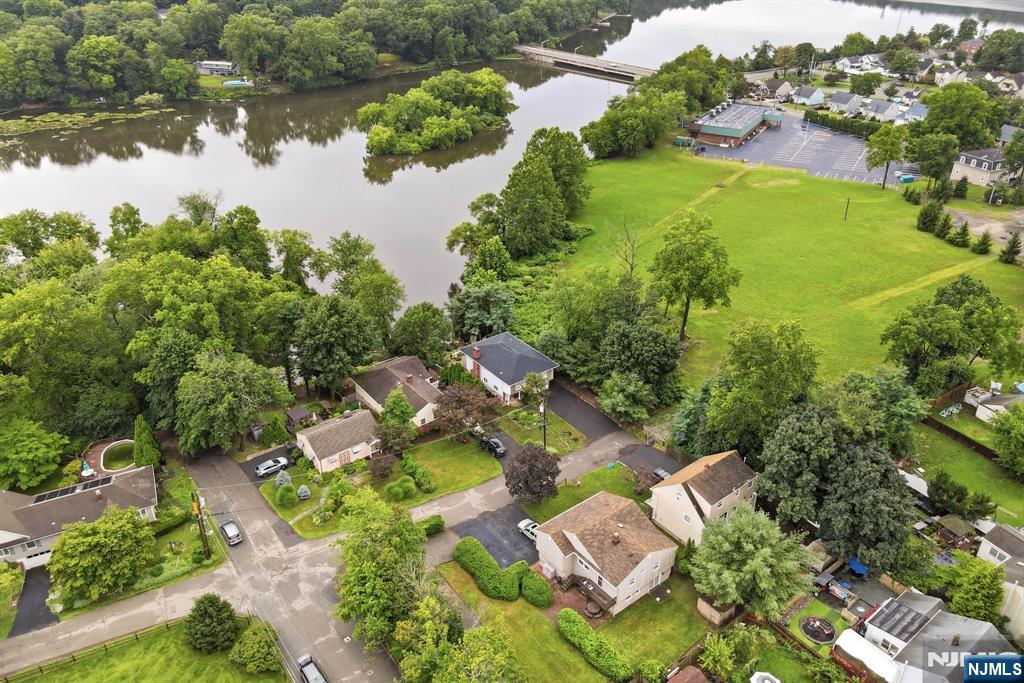 45th image of 4 Park Pl, Pompton Lakes, NJ 07442 | MLS# 26028748