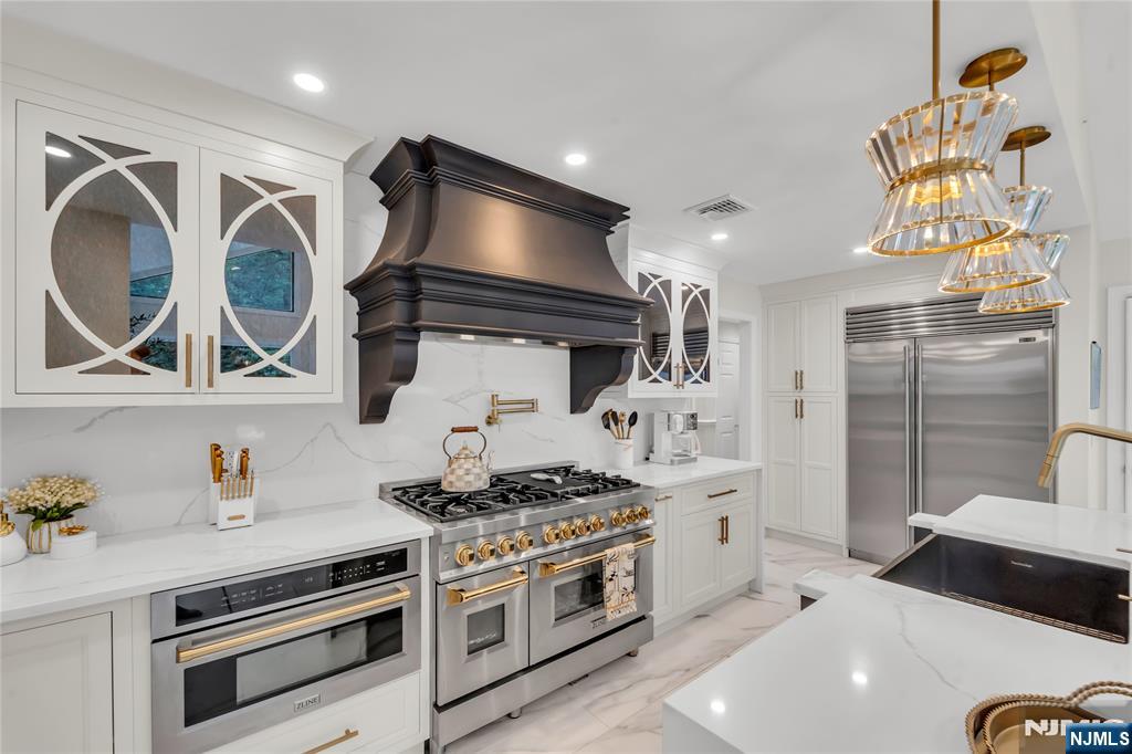 312 Old Tappan Road