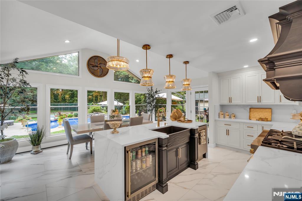 312 Old Tappan Road