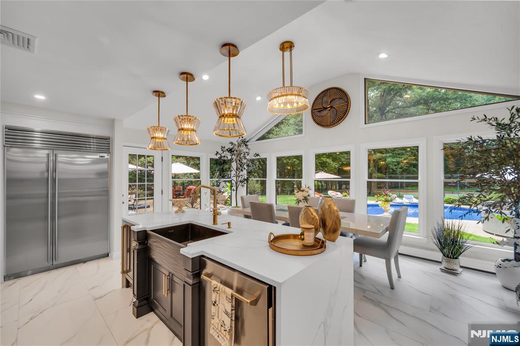 312 Old Tappan Road
