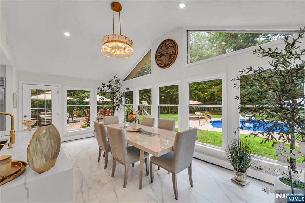 312 Old Tappan Road