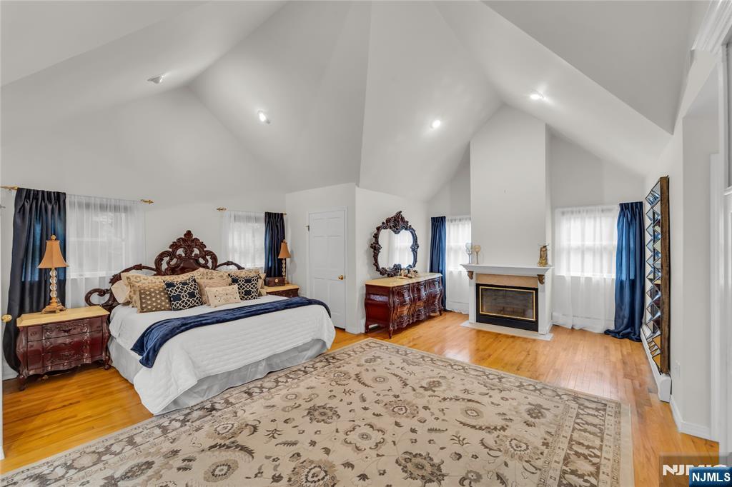 312 Old Tappan Road