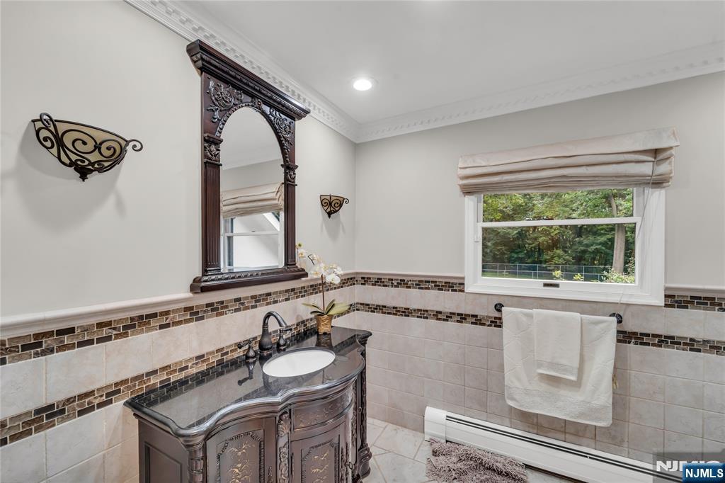 312 Old Tappan Road
