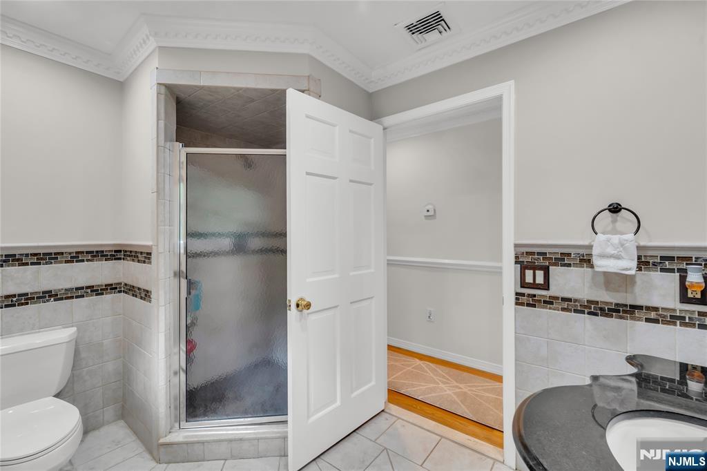 312 Old Tappan Road