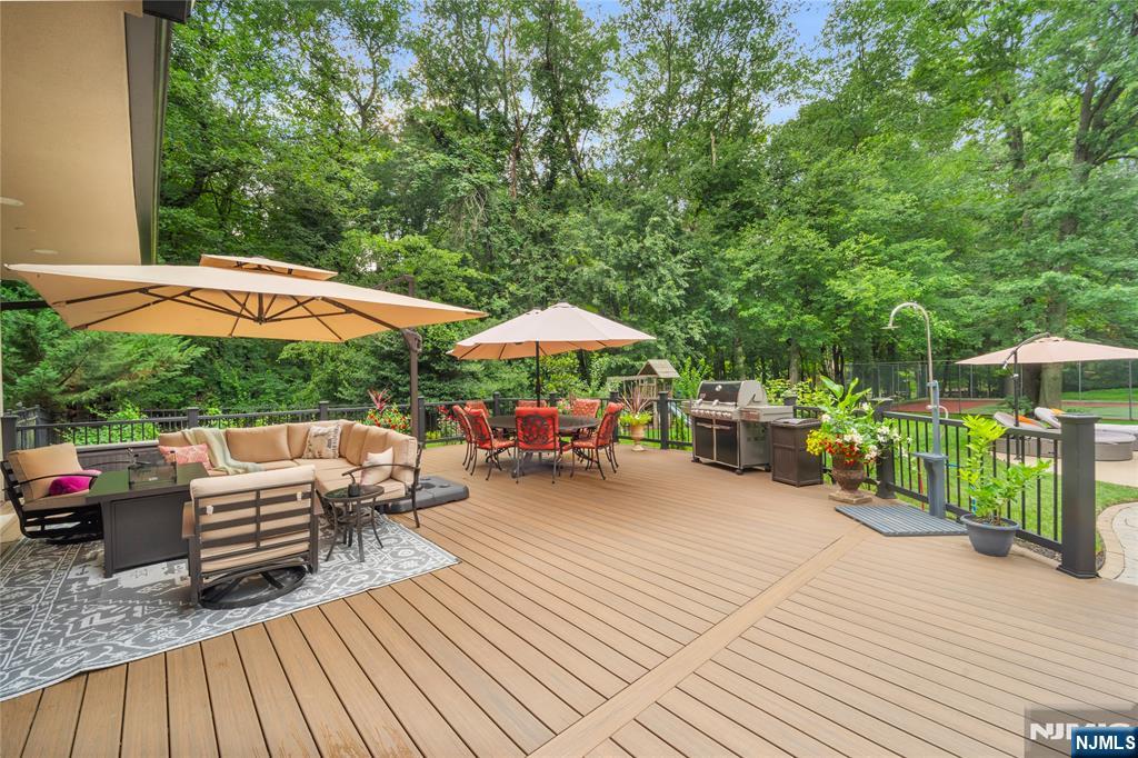 312 Old Tappan Road