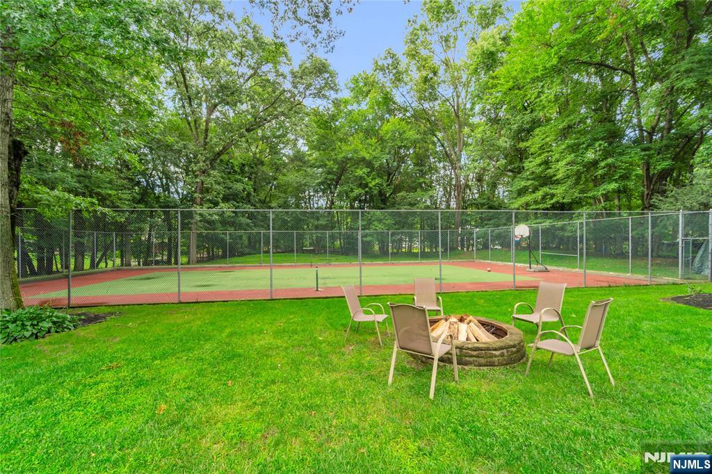 312 Old Tappan Road