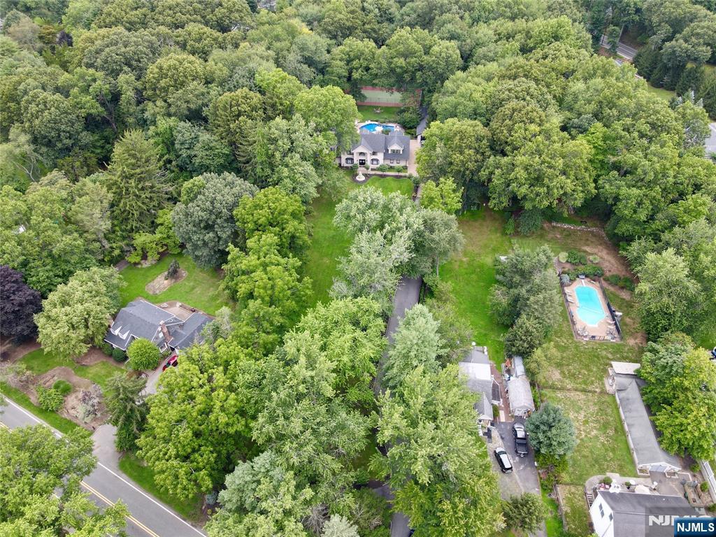 312 Old Tappan Road