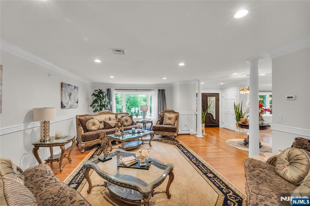 312 Old Tappan Road