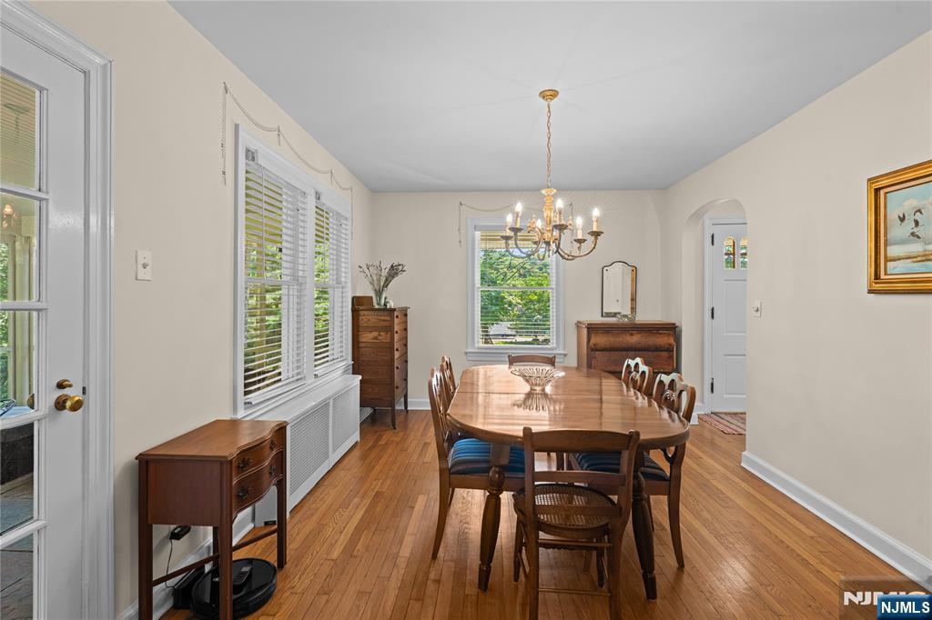 243 W Saddle River Road - Photo 5