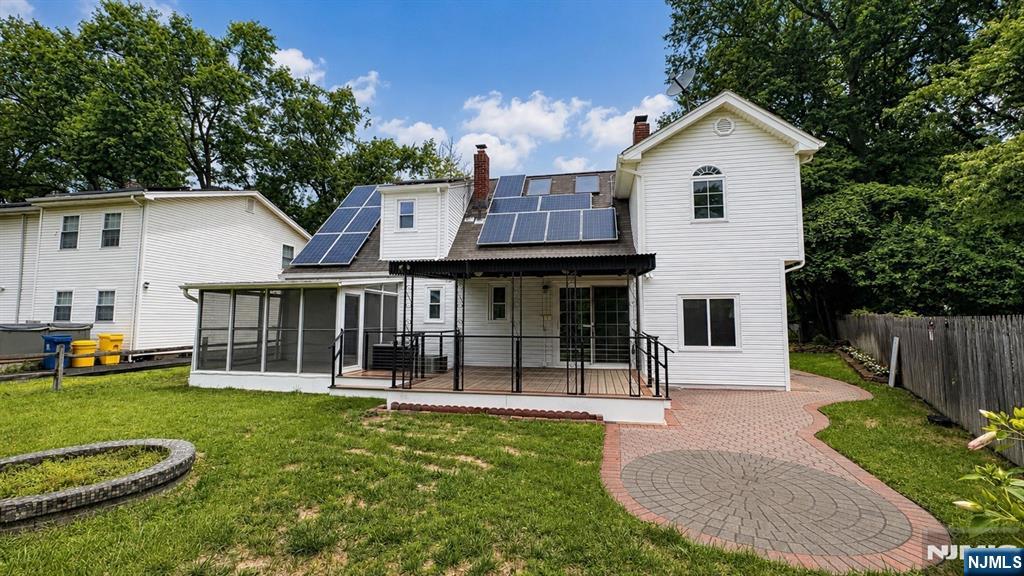 266 Hamilton Rd, Teaneck, NJ 07666