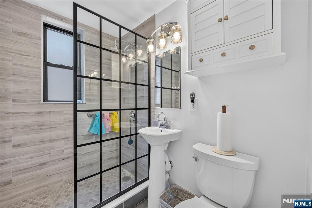 100 Prospect Ave #4E, Hackensack, NJ 07601