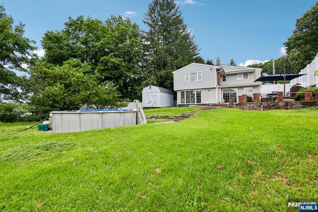15 Musconetcong Avenue