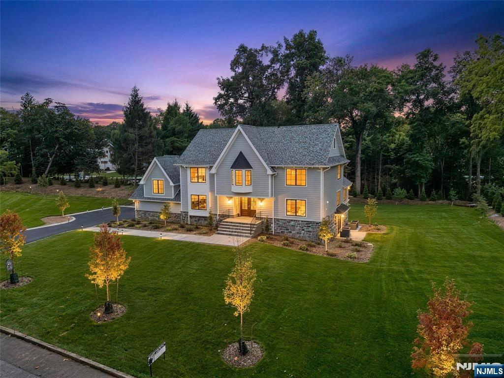 58 Greenwoods Road - Photo 2
